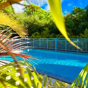 Appartement Magnifique Fleurs Caraibes - 6 Personnes En Avec Piscine Privee - Anne, Sainte-Anne (Grande-Terre)